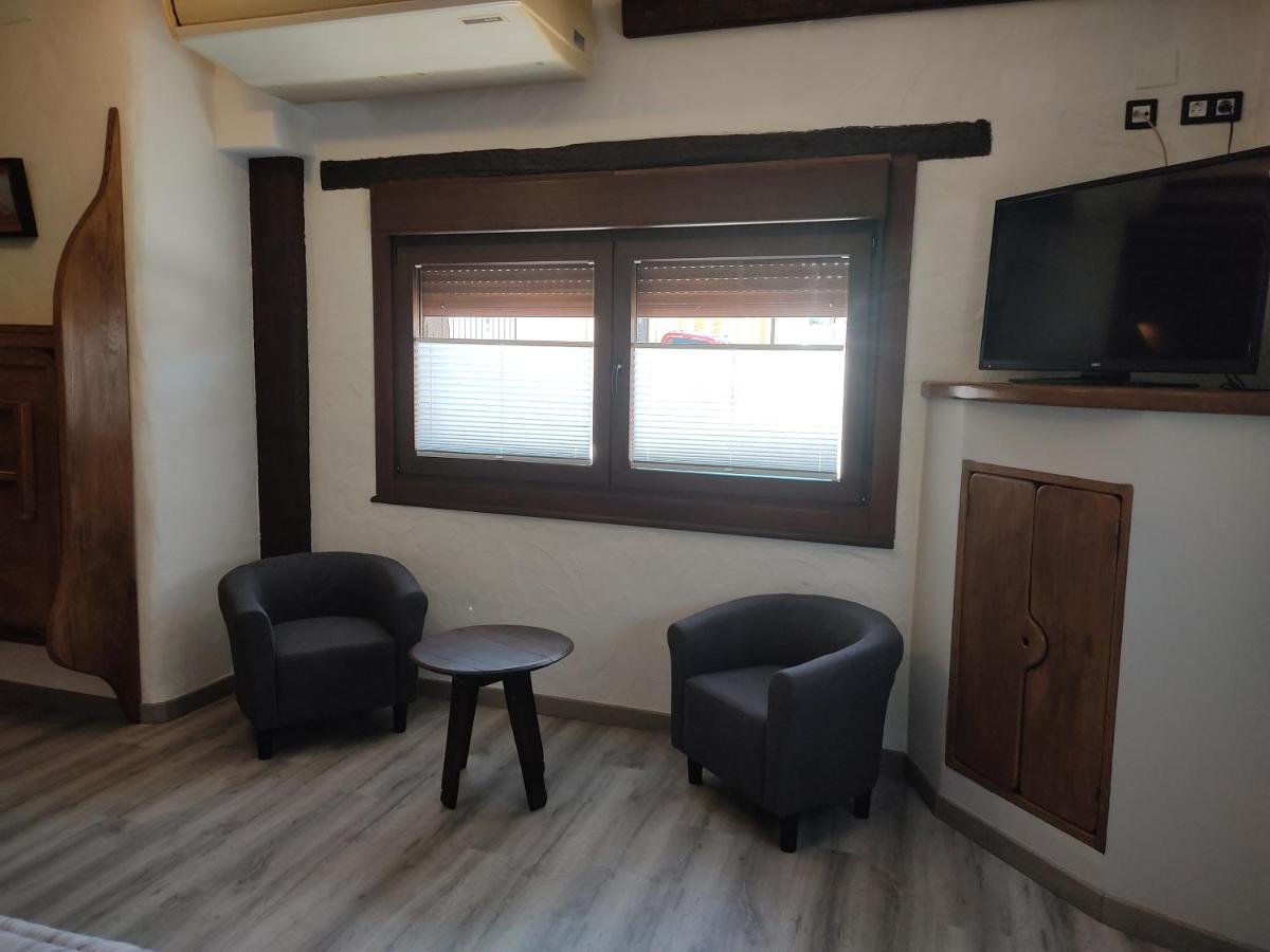 Hostal Suetxe Лос Аркос Екстериор снимка