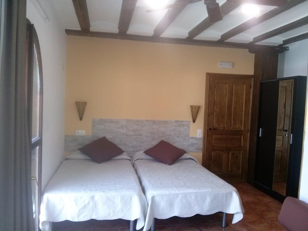 Hostal Suetxe Лос Аркос Екстериор снимка
