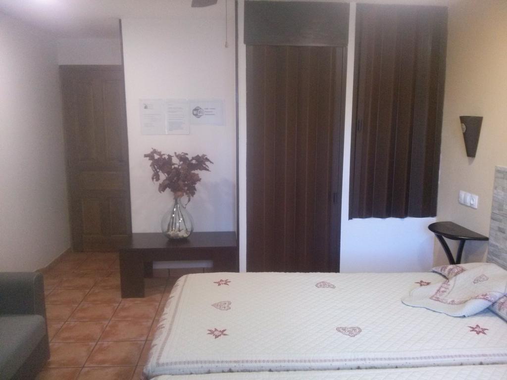 Hostal Suetxe Лос Аркос Екстериор снимка
