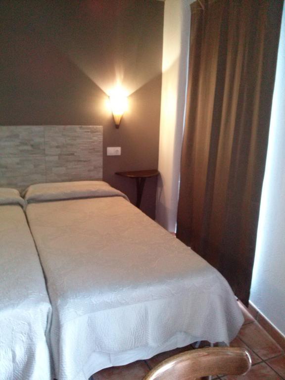 Hostal Suetxe Лос Аркос Екстериор снимка