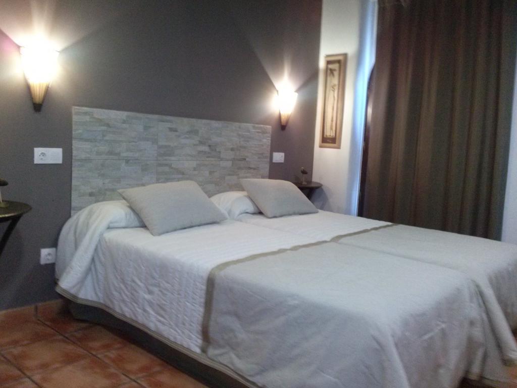 Hostal Suetxe Лос Аркос Екстериор снимка