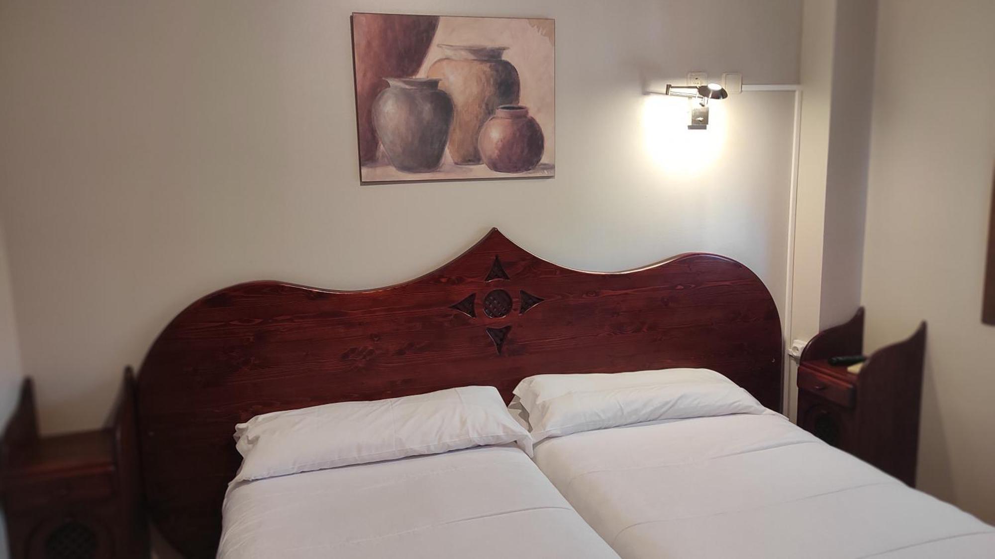 Hostal Suetxe Лос Аркос Екстериор снимка
