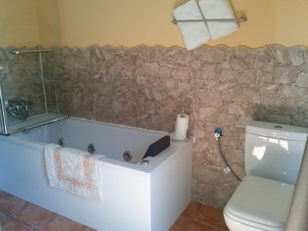 Hostal Suetxe Лос Аркос Стая снимка