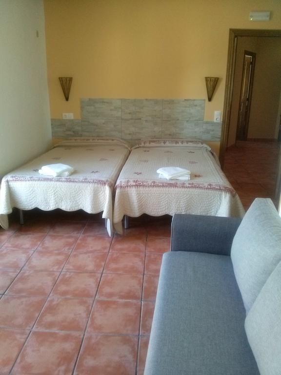 Hostal Suetxe Лос Аркос Стая снимка