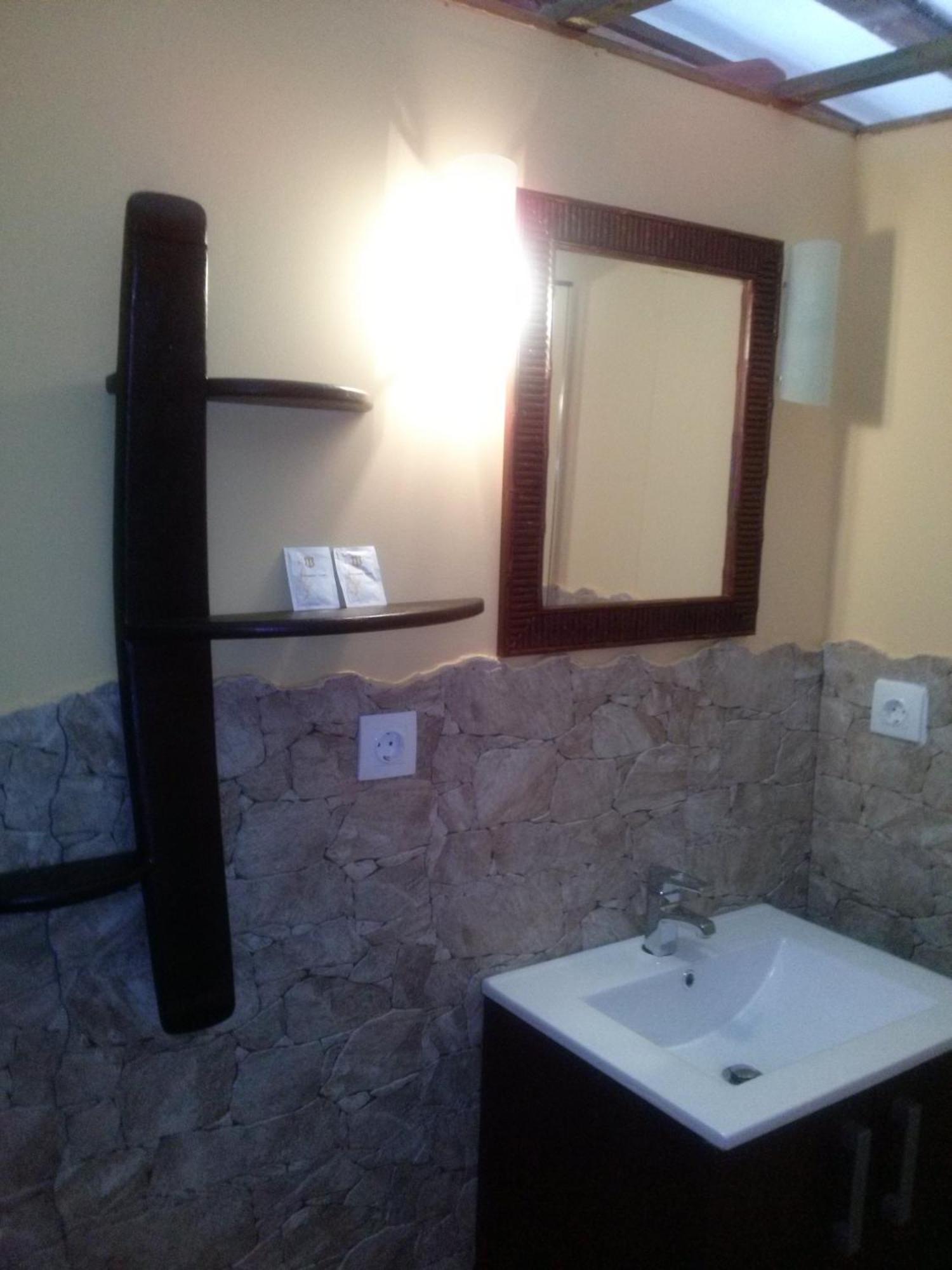 Hostal Suetxe Лос Аркос Екстериор снимка