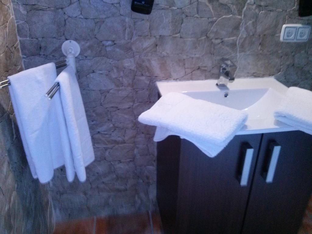 Hostal Suetxe Лос Аркос Екстериор снимка